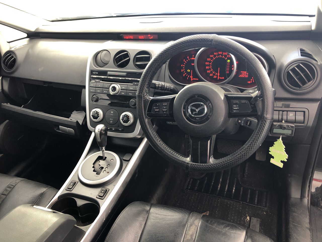 DeWALT 54V XR FlexVolt Cordless Brushless 19cm Edger - Skin Only. NB: Not W