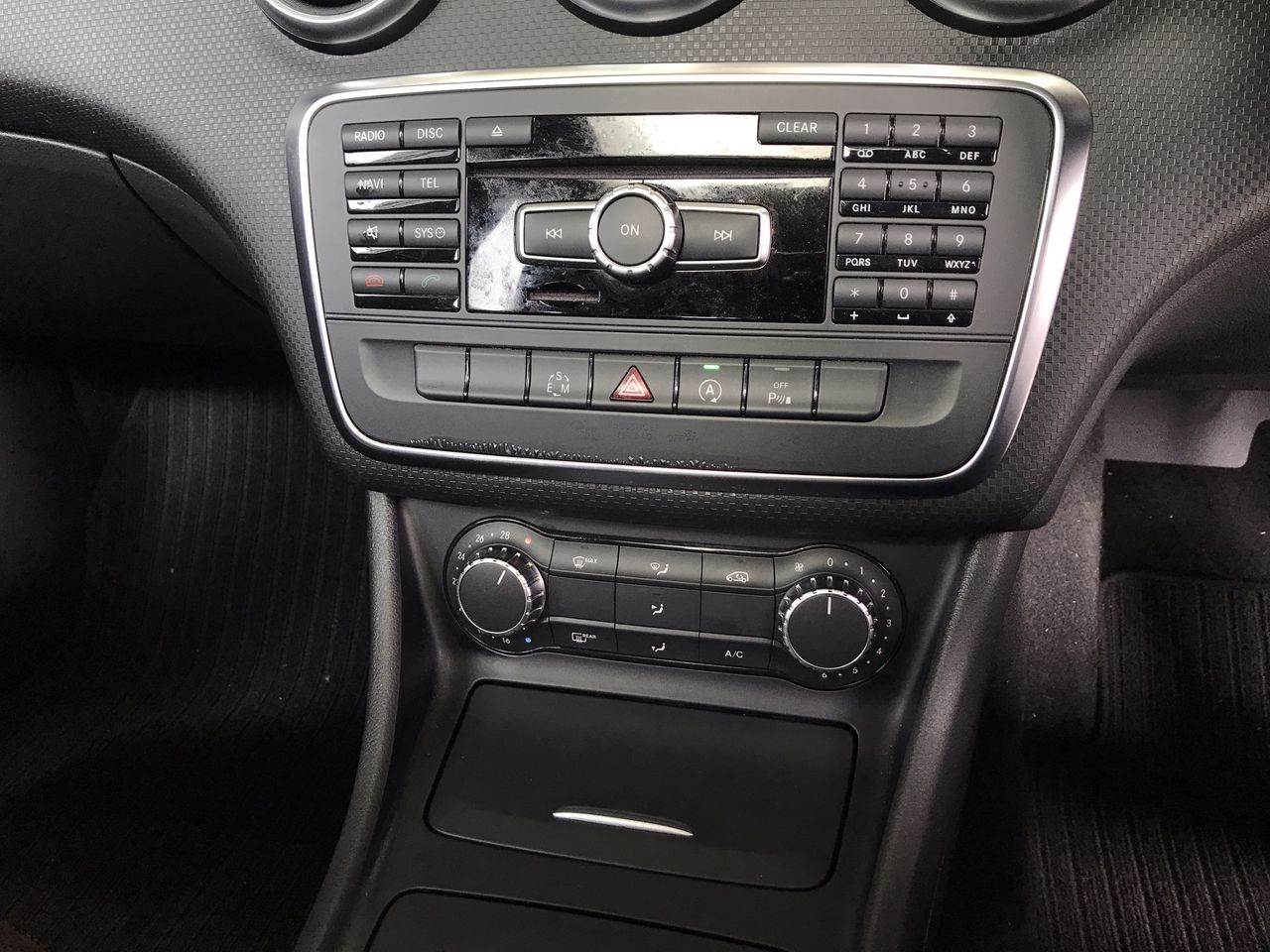 Vial full of Gold Leaf/Flake