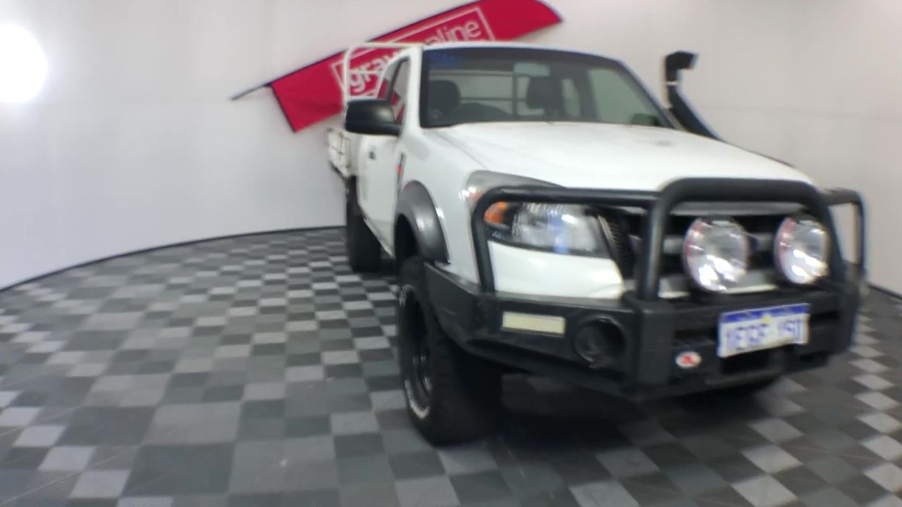 KOGAN Tilt Extendable Full Motion Wall Mount for 37" - 80" TVs.