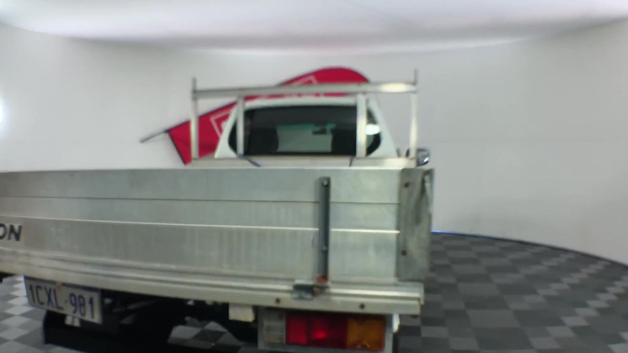 Elegant 18K Yellow Gold plated Flower & Blue CZ Ring Adjustable