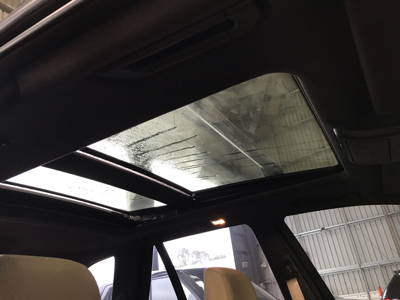 2011 Nissan Elgrand CVT 8 Seats People Mover