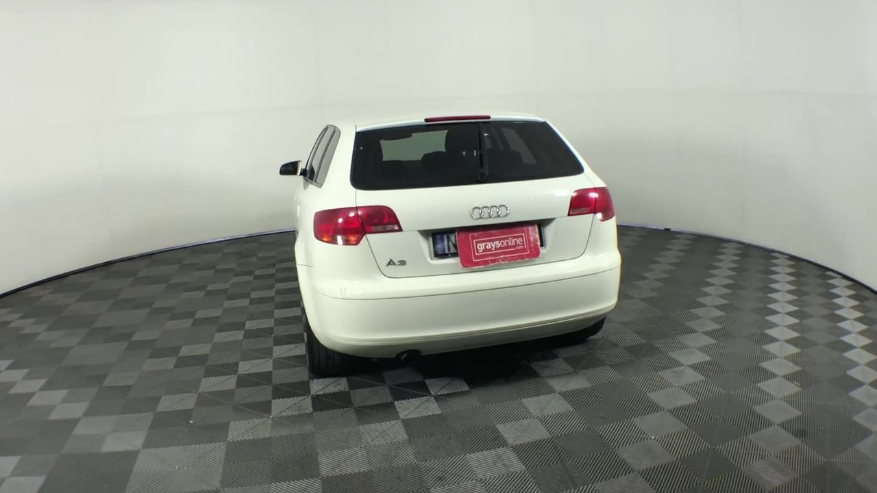 0.07 Carat round 2 white diamond