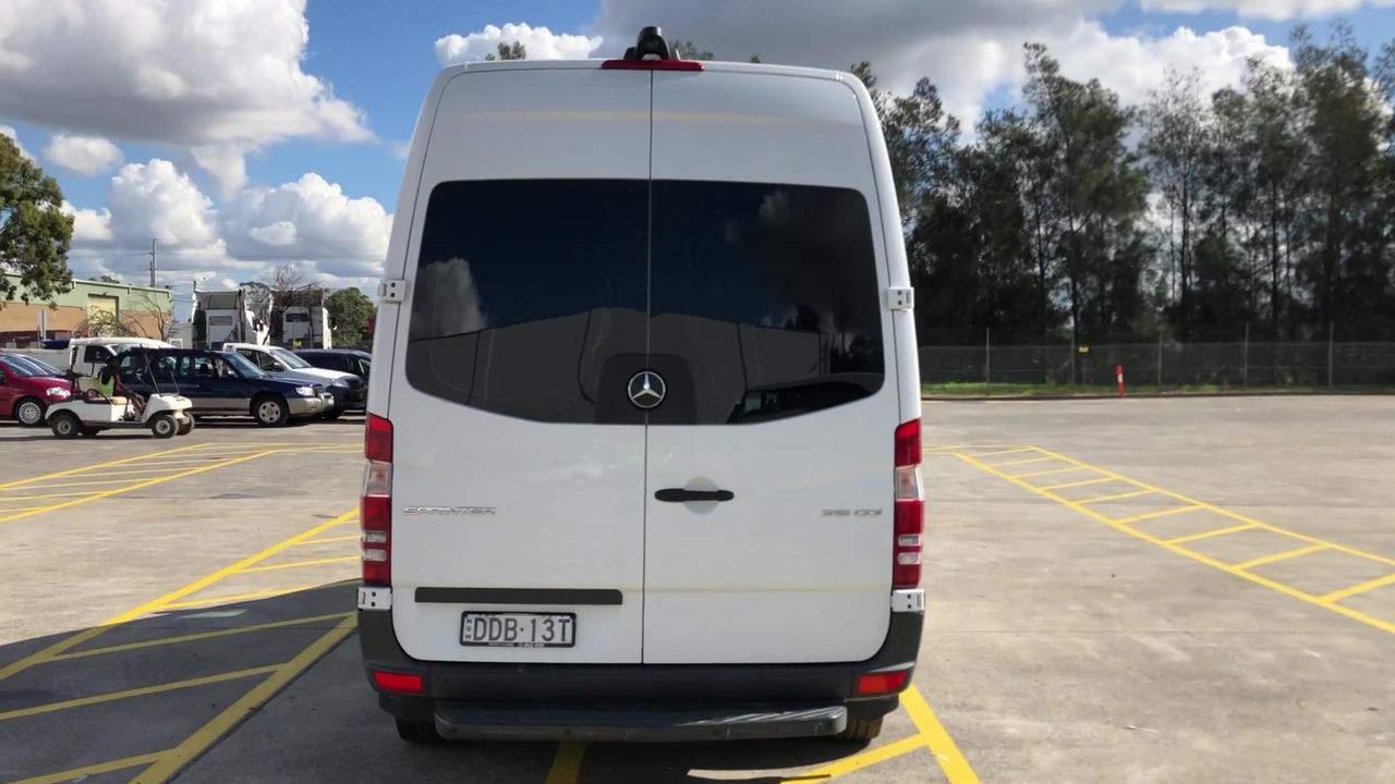 1966 Australia Silver Queen Elizabeth coin & 0.10 Xag silver bar x 4