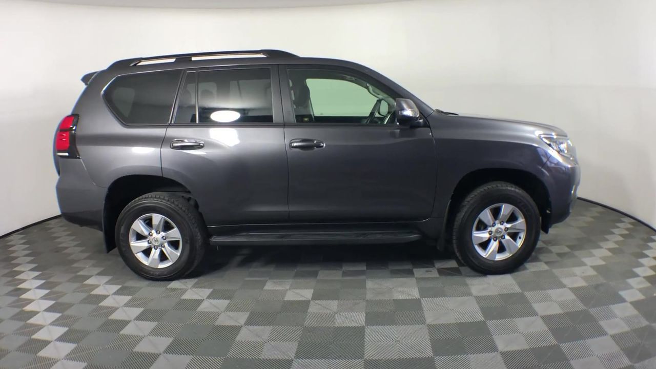 Men's (1 earring) 4mm Stud Earring Featuring a Crystal by Swarovski®