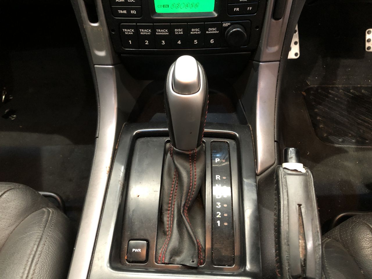 BIJ'OR - Stunning Simulated Diamond & Pearl Drop Earrings, RRP $59