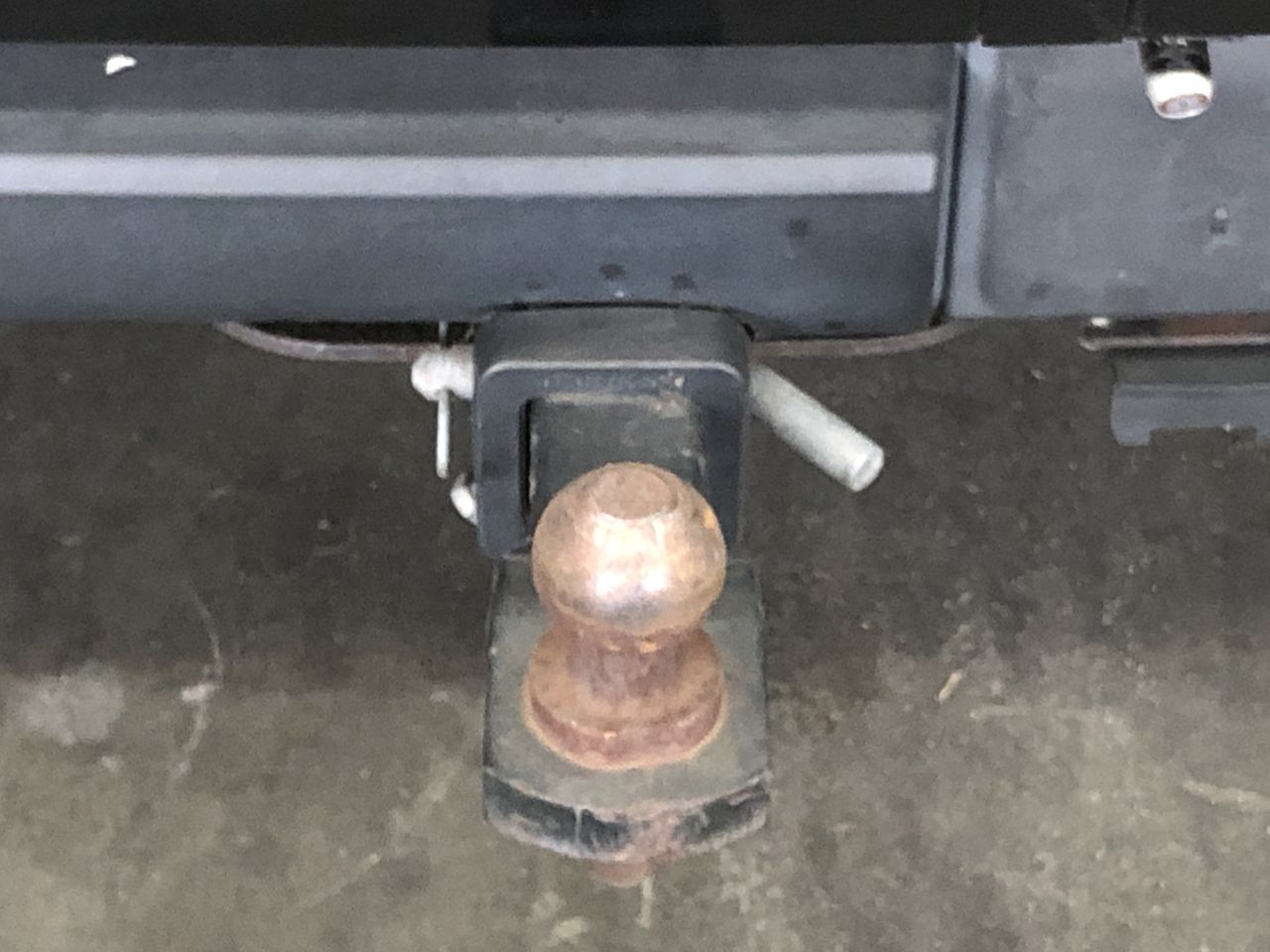 BIJ'OR - Genuine Simulated Diamond & Black Freshwater Pearl Swirl Stud