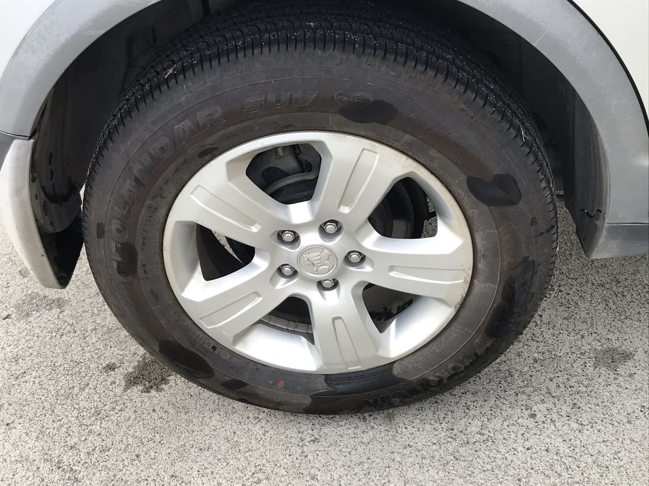 BIJ'OR - Genuine Purple Freshwater Pearl and Simulated Diamond Leaf Stud