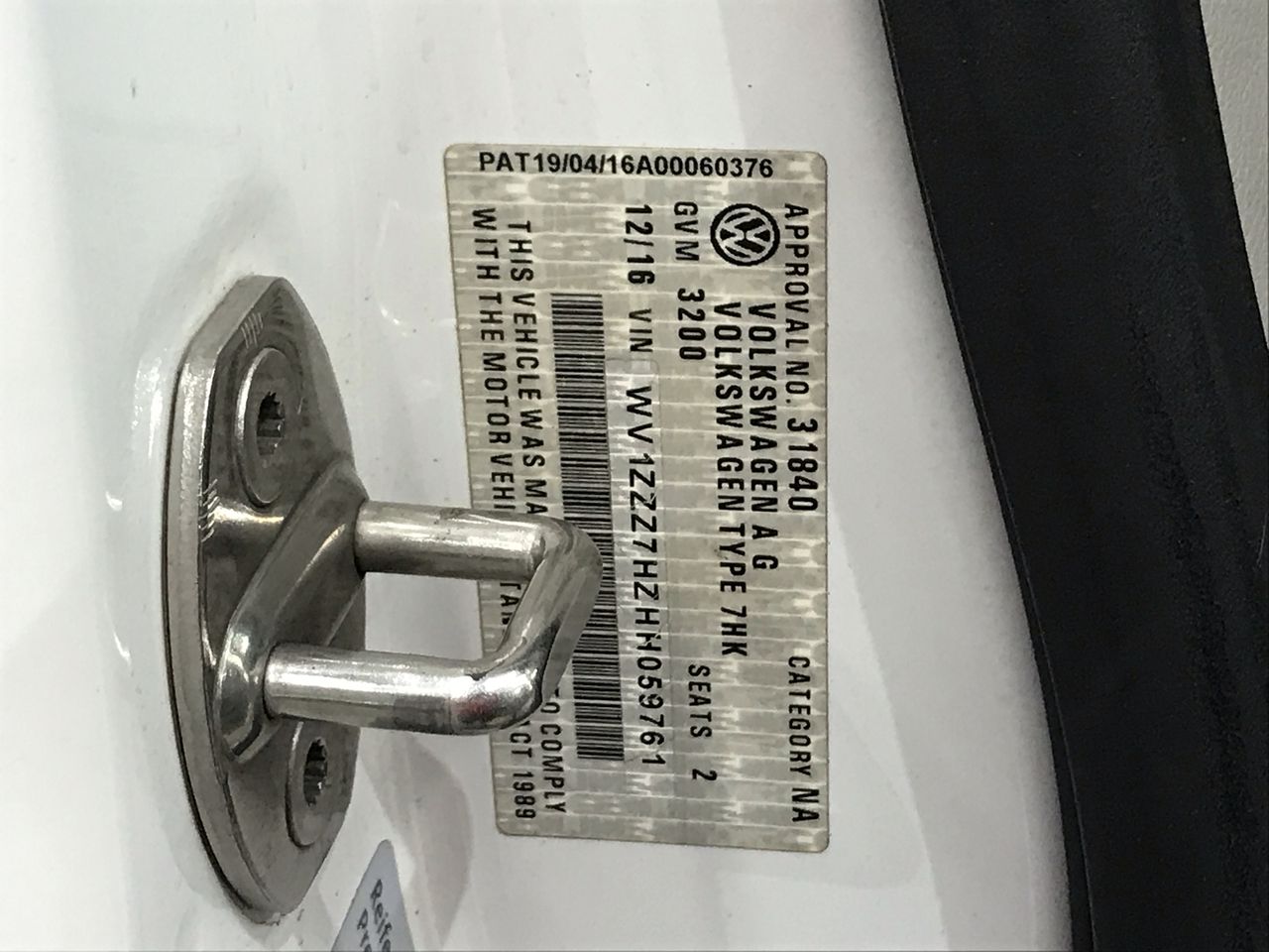 Assorted 15Lt Tins of Paint x 4