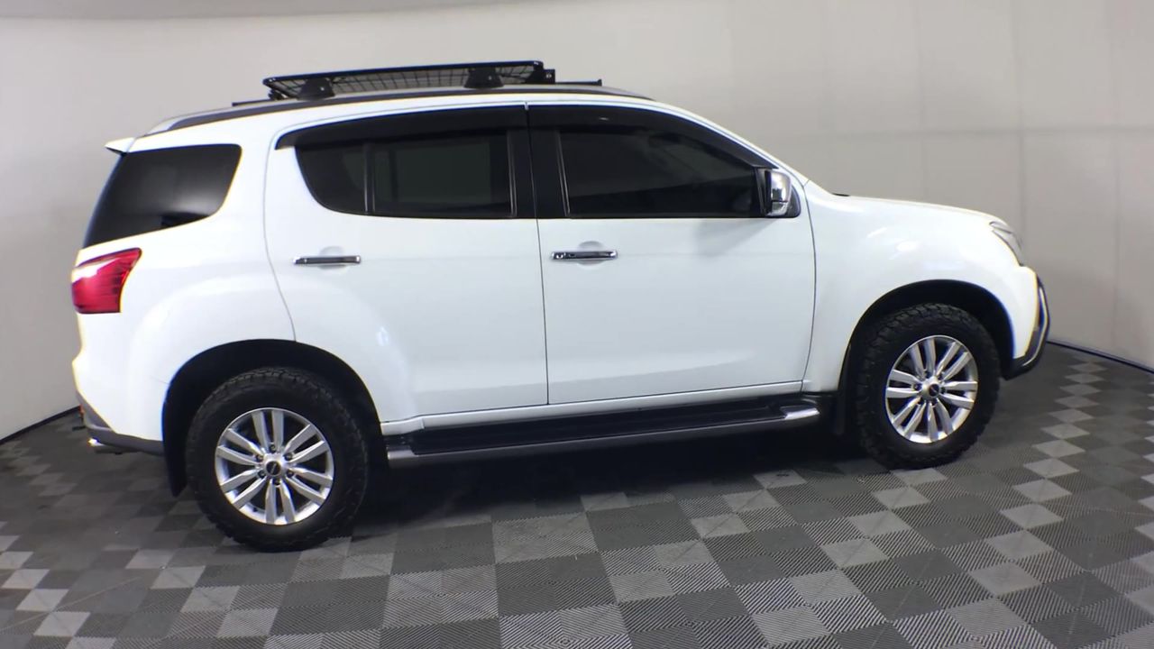 18K Gold-Filled Cuban Link Chain Bracelet, 4MM Wide - 17.8cm