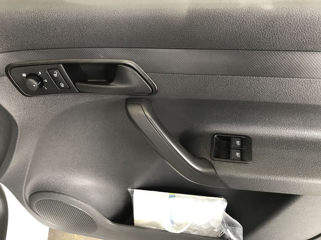 9K Yellow GOLD 0.05CT HI I1 DIAMOND EMERALD RNG