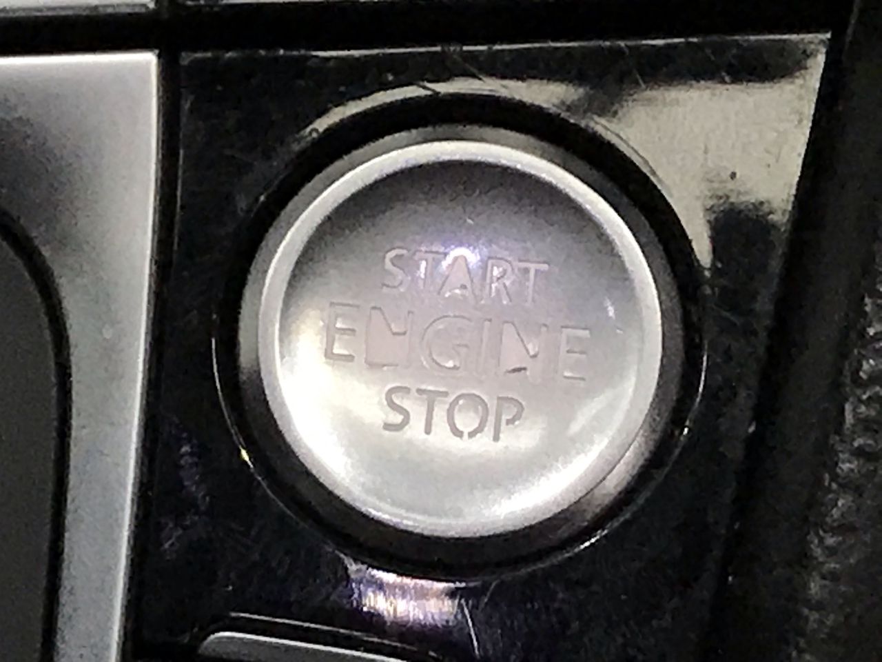 Lindeman's Bin 65 Chardonnay (6x 750mL).