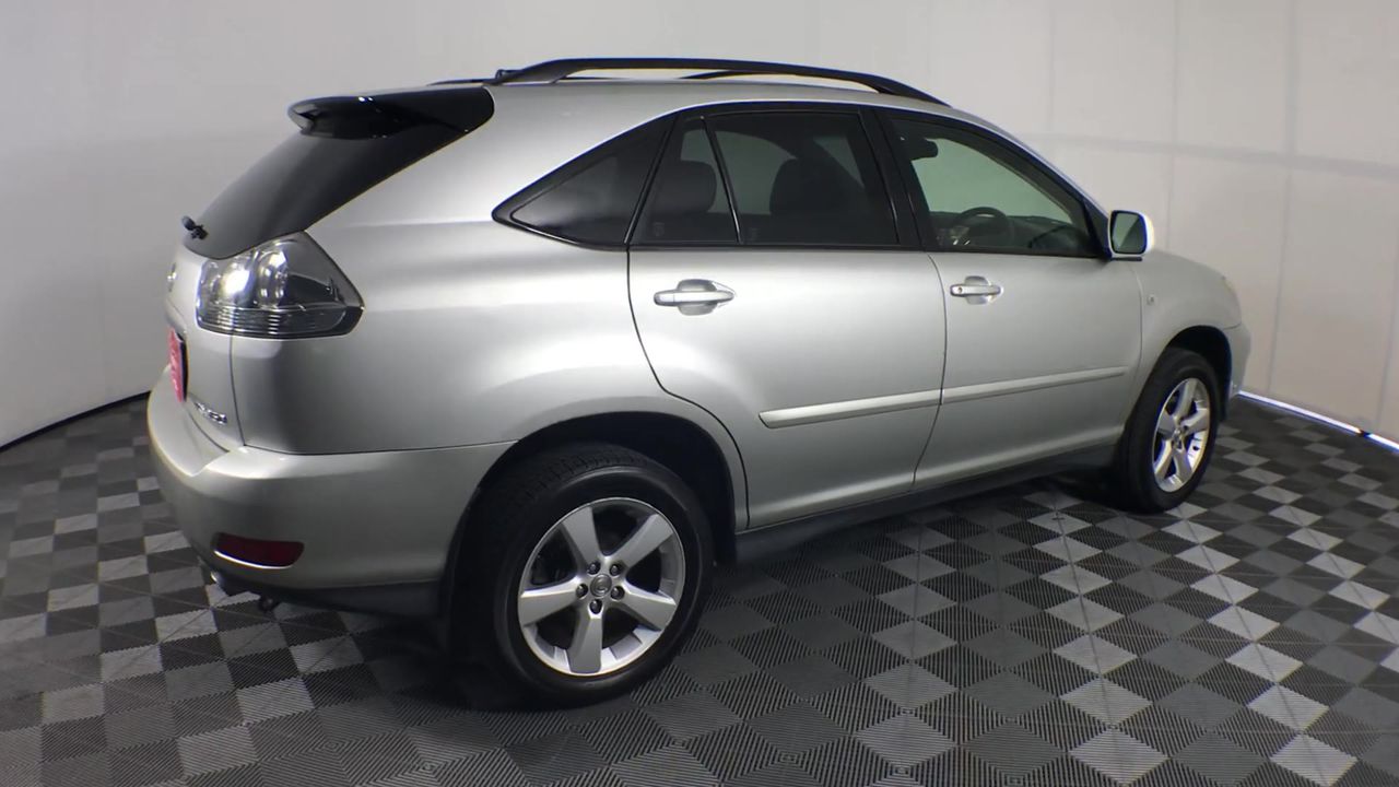 TOMMEE TIPPEE Made for Me Daily Disposable Breast Pads, Soft, Absorbent and