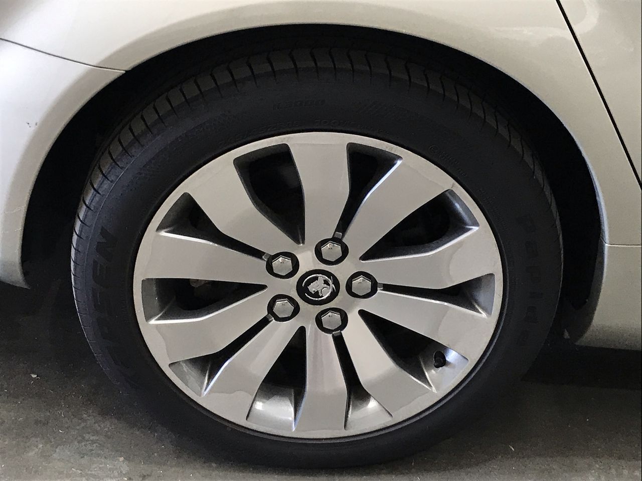 CTZN Quantum Quintessence Red Blend 01 NV (6x 750mL) SA