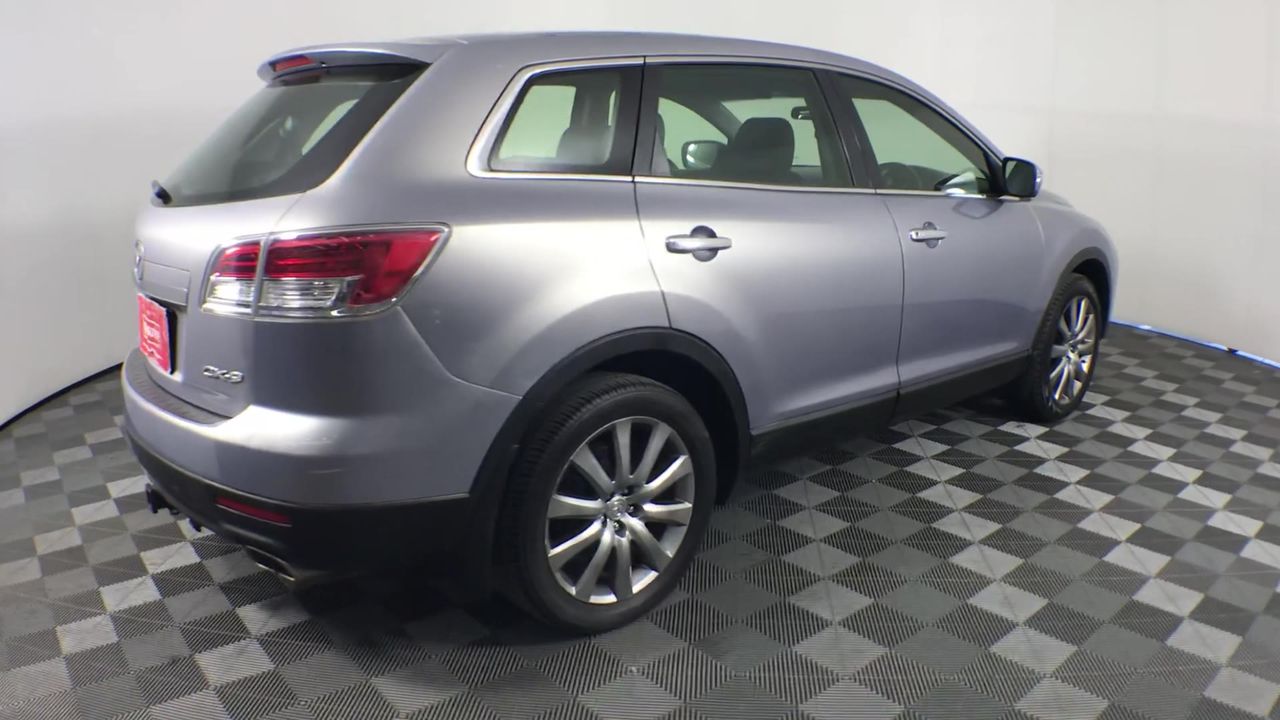 <B>9K Yellow Gold Plain Band</B><P>