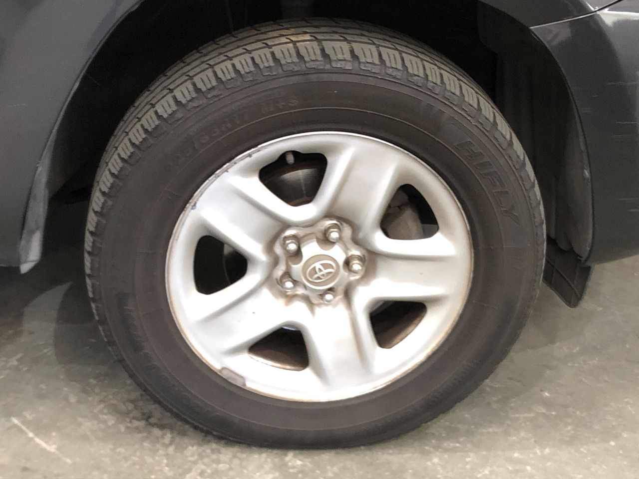 SHURE WL93T Omnidirectional Subminiature Lavalier Condenser Microphone, Tan