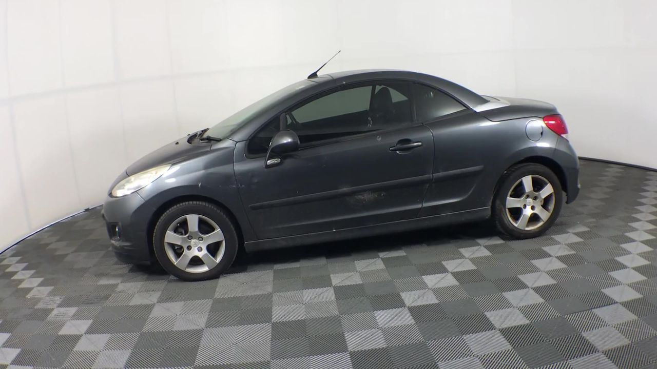 4 Carat round 4 white diamond each CVD Uncertified