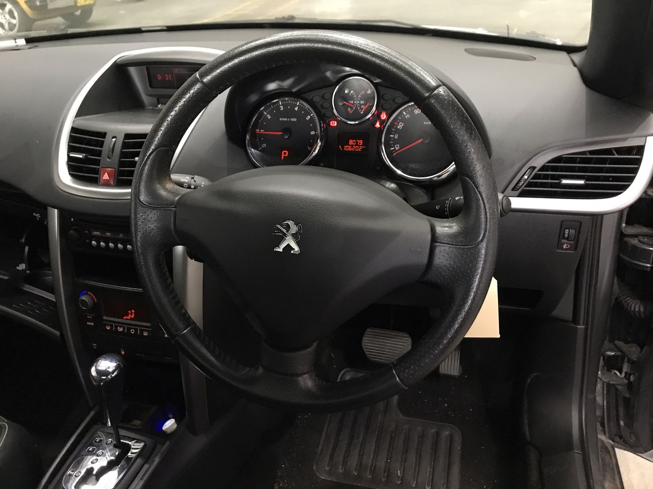 1/100 Scottdale x 2, 1 gram Valcumbi silver bars x 2 & 1 Kilo Copper Bar