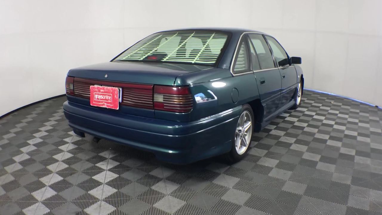 0.06 Carat round 4 diamond