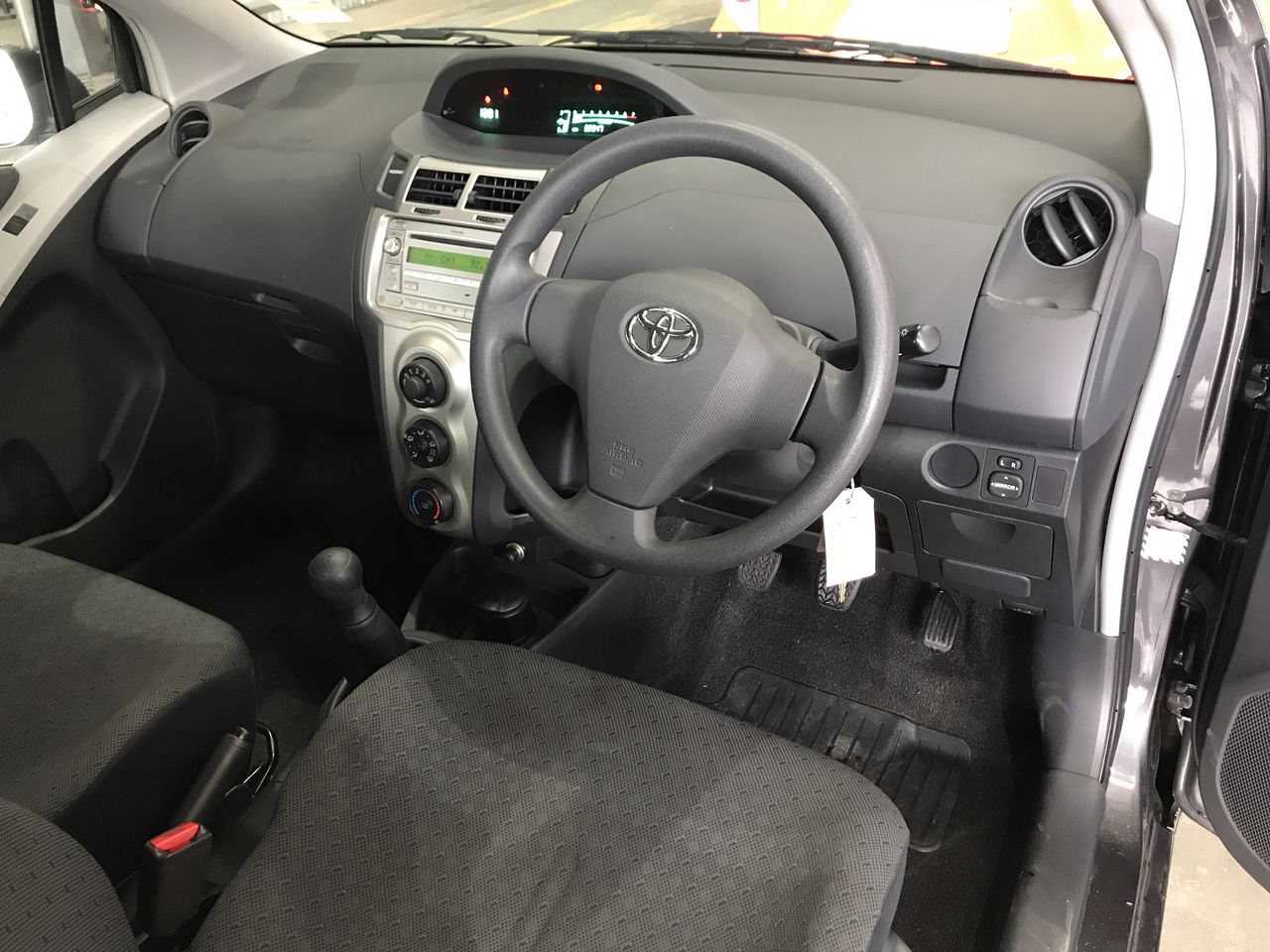 0.045ct VVS1/VVS2 Natural Diamond Round Brilliant Cut