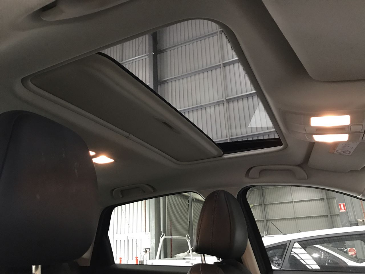 Tolsen Bricklaying Trowel (Plastic Handle)