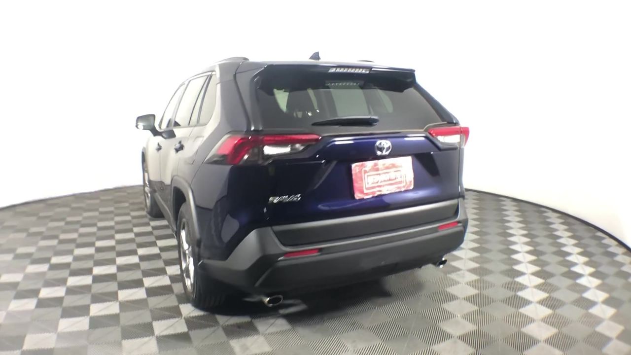 Four Post Car Lift (Unused)