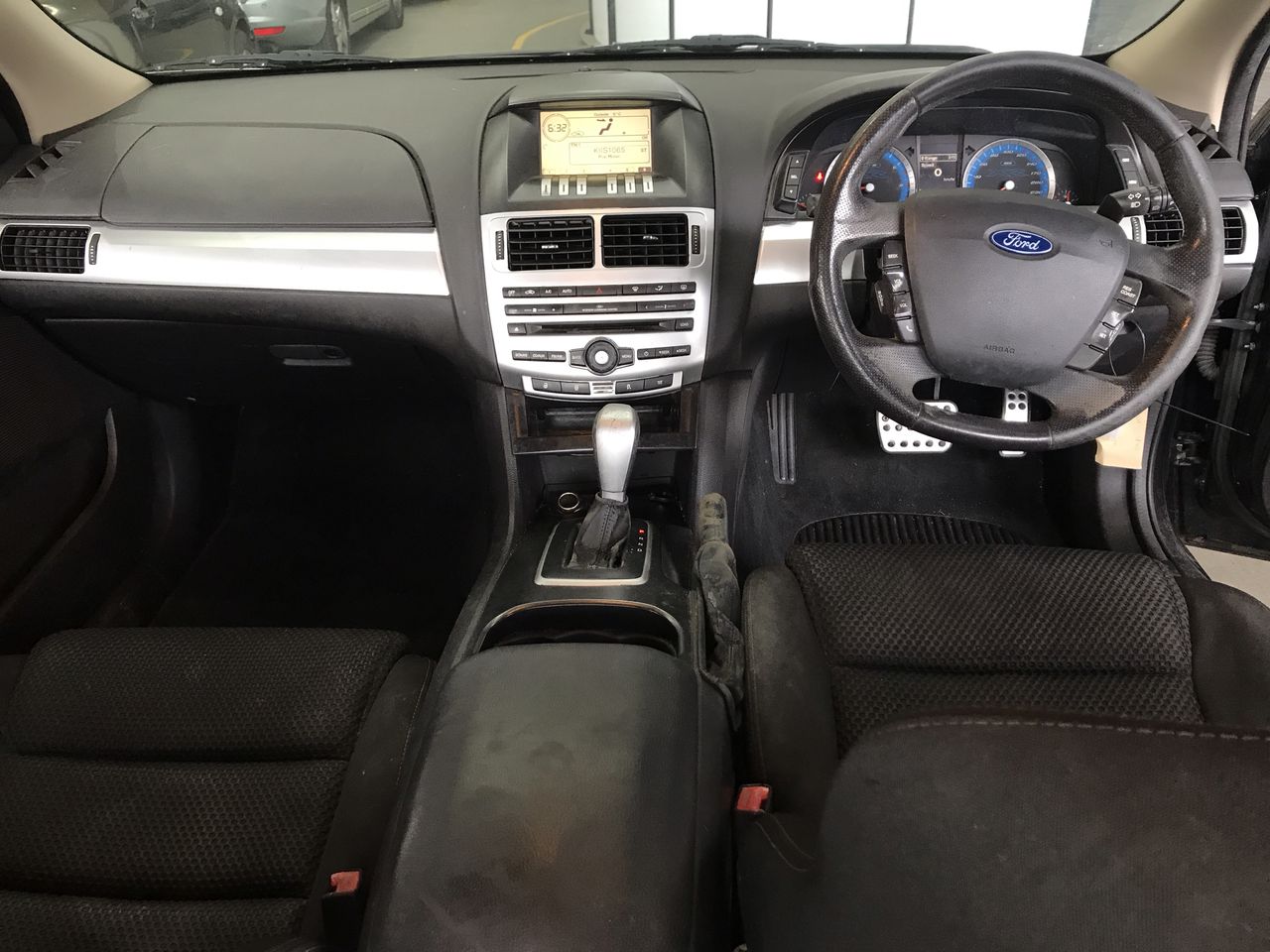 Accommodation & Shower / Toilet Block Unit (Unused),