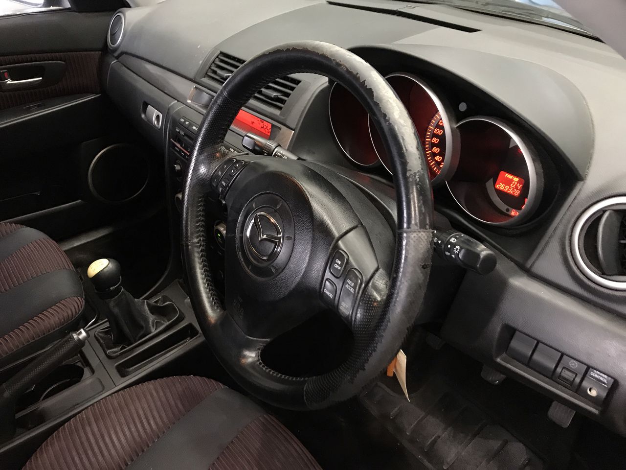 2004 Chrysler Grand Voyager LIMITED LWB RG Automatic 7 Seats People Mover