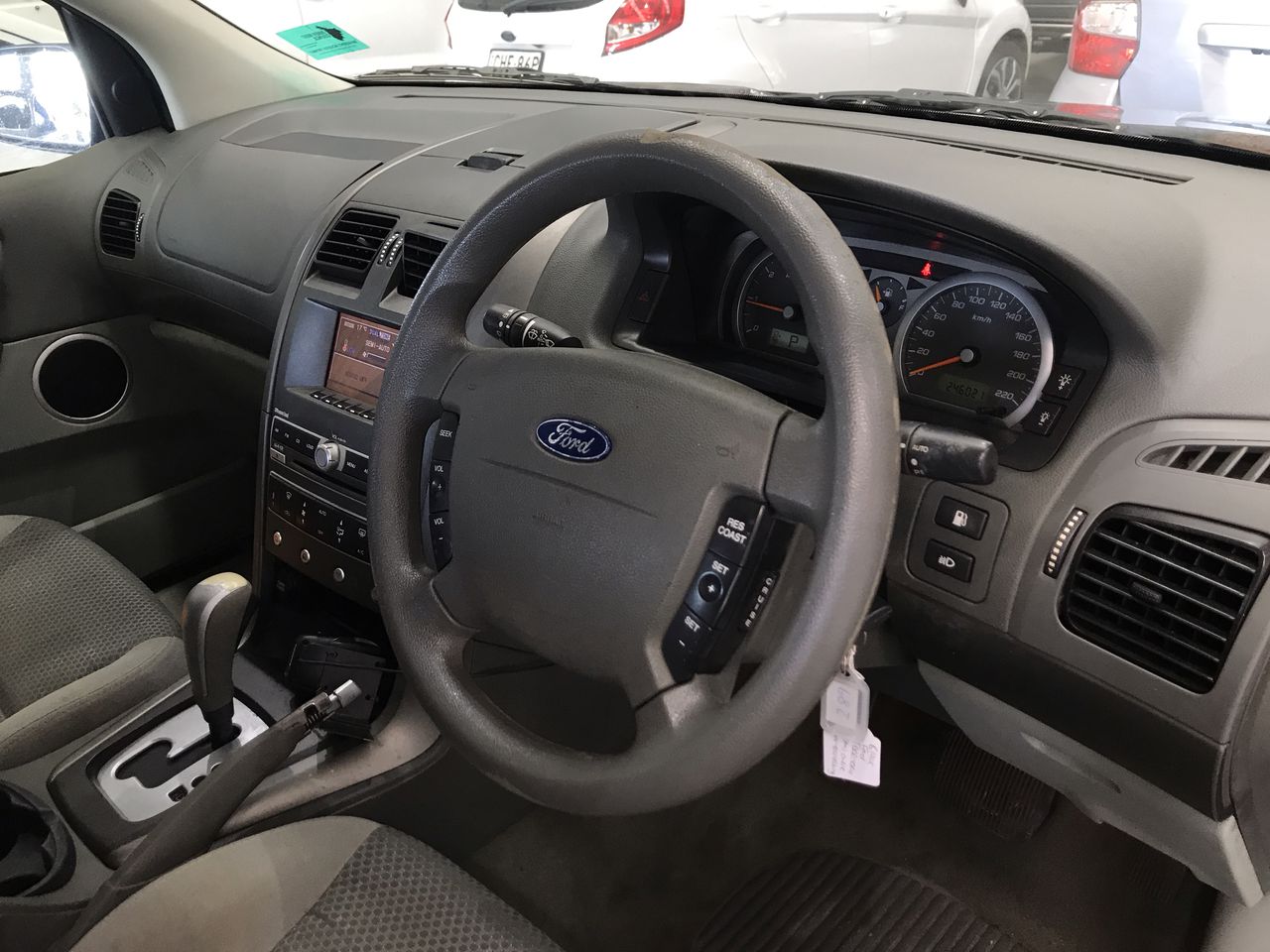 <p>1 x 2000LT Plastic Water Tank</p>