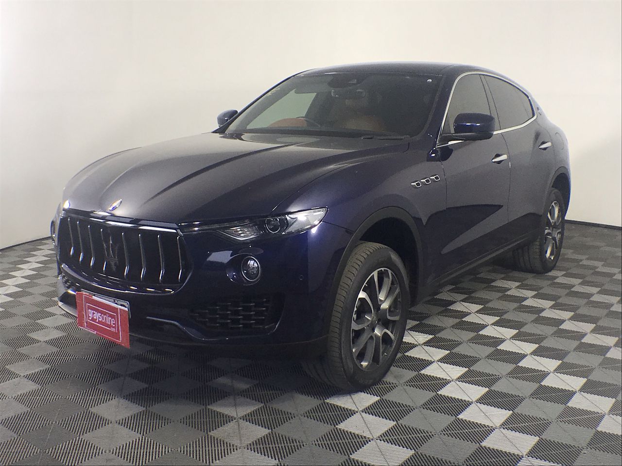 Elephant in the Room Chardonnay  (6x 750mL). (252626-1266)