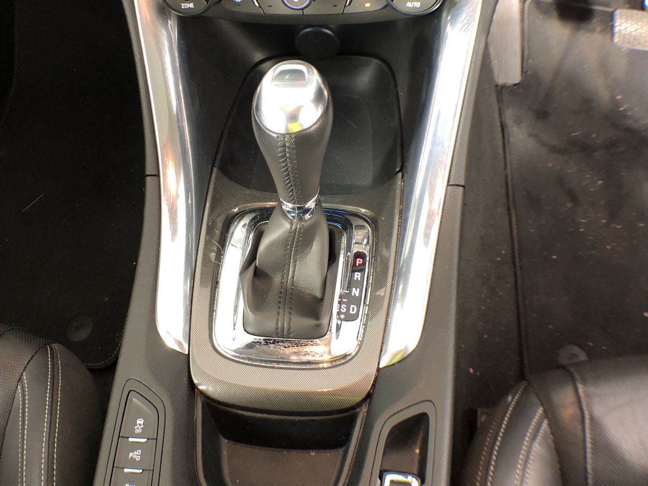 Stunning Aroma Perfume Necklace