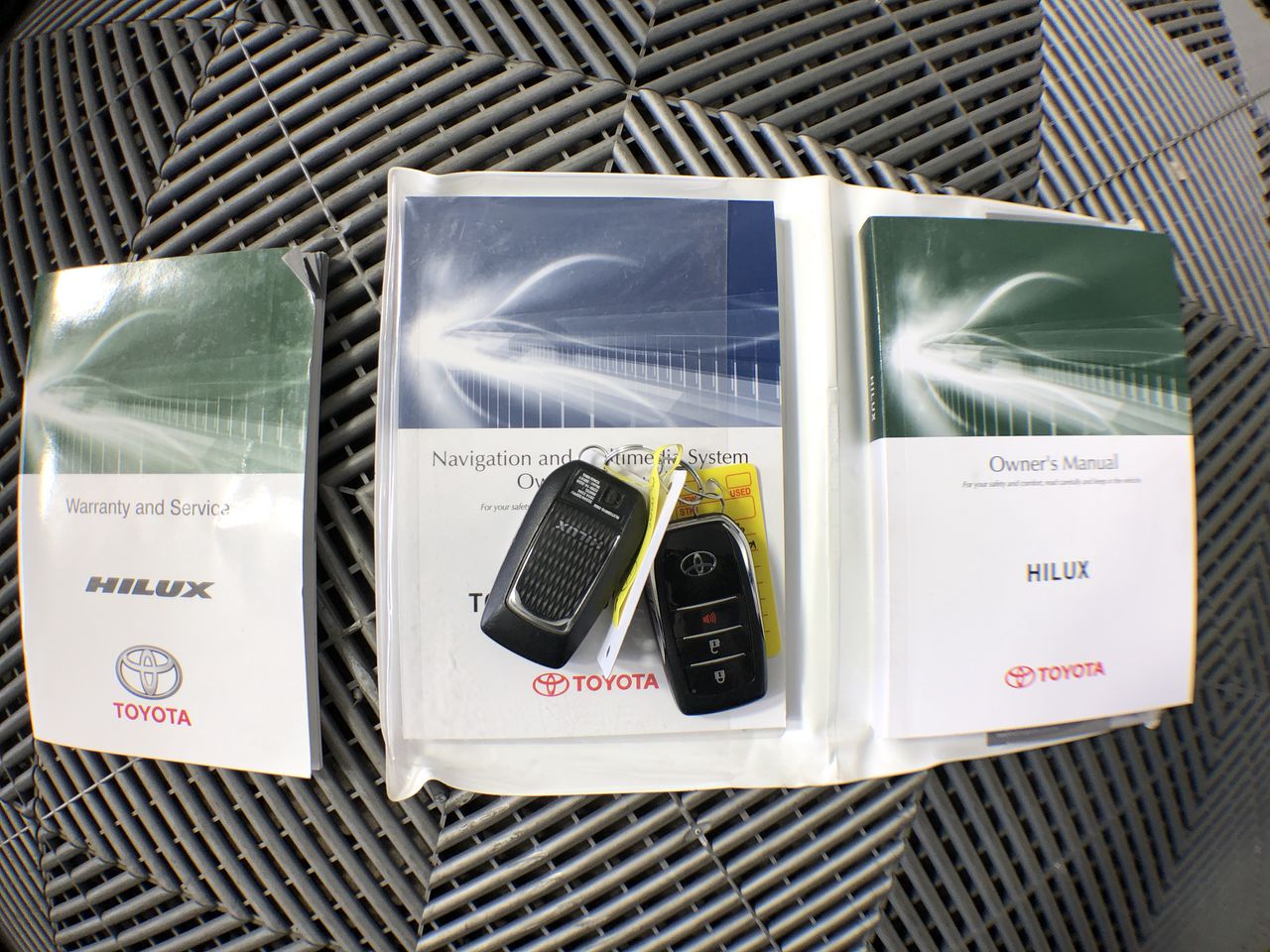 Sterile Square Media Bottle, PETG