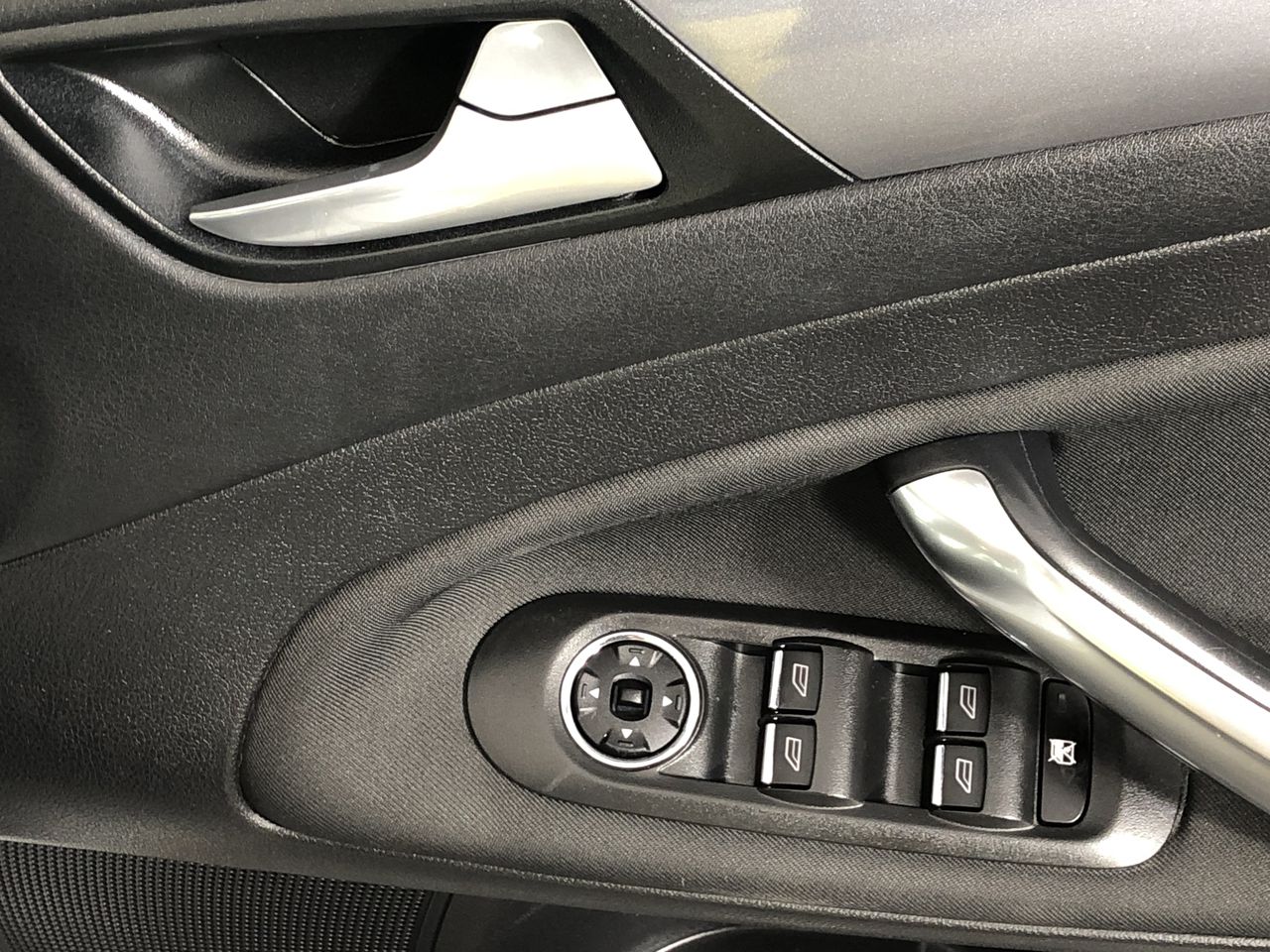 Lindeman's Bin 85 Pinot Grigio (6x 750mL). SEA.