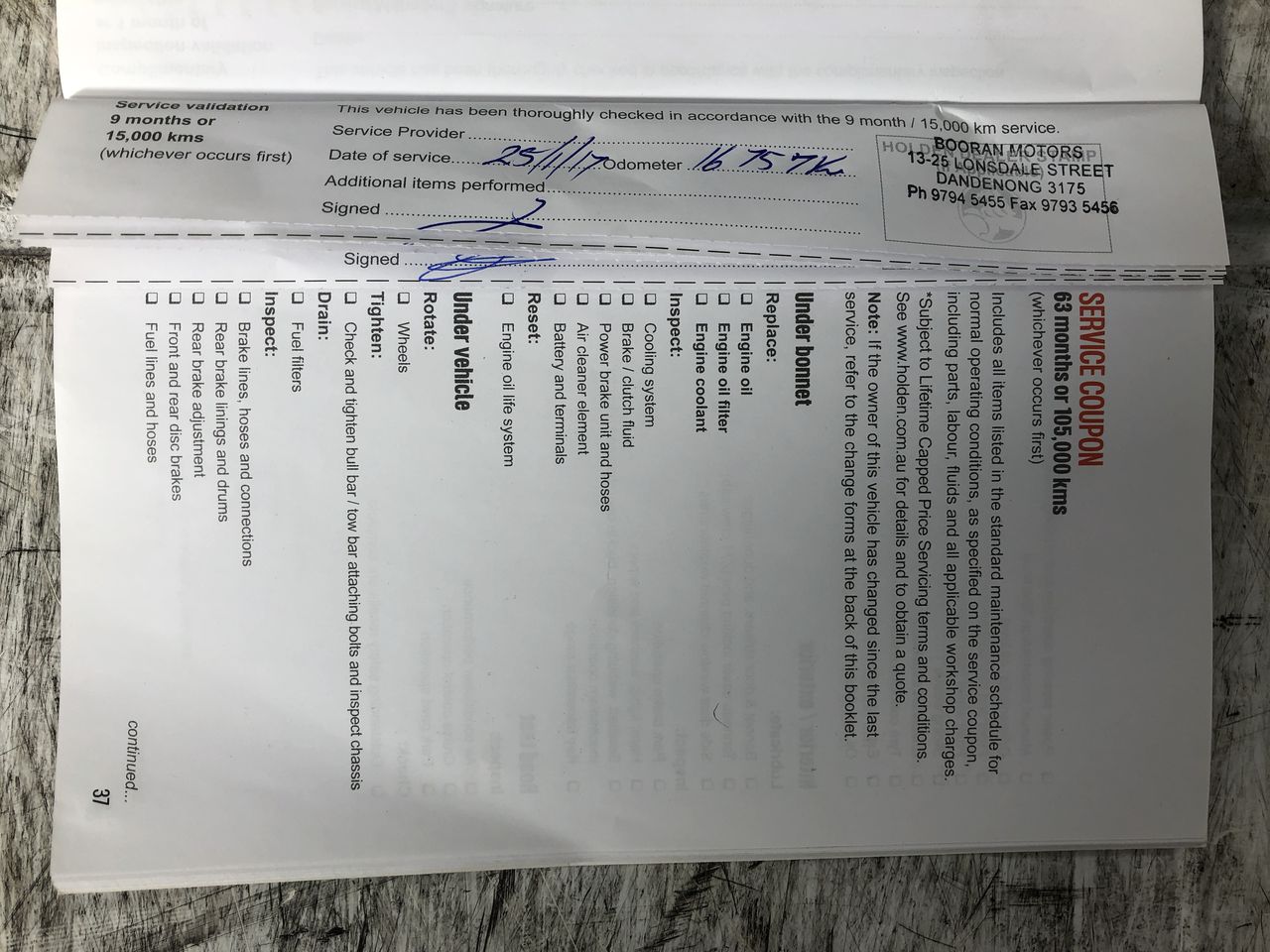 By The Vineyard Mixed Pack Pinot Grigio & Chardonnay (12x 750mL). SEA.