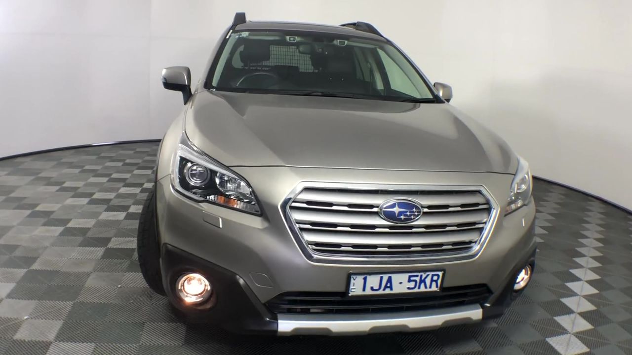 BULK, Collection, Aust Pre decimal, 300 x 1 Penny Roos, mixed GVI and QEII