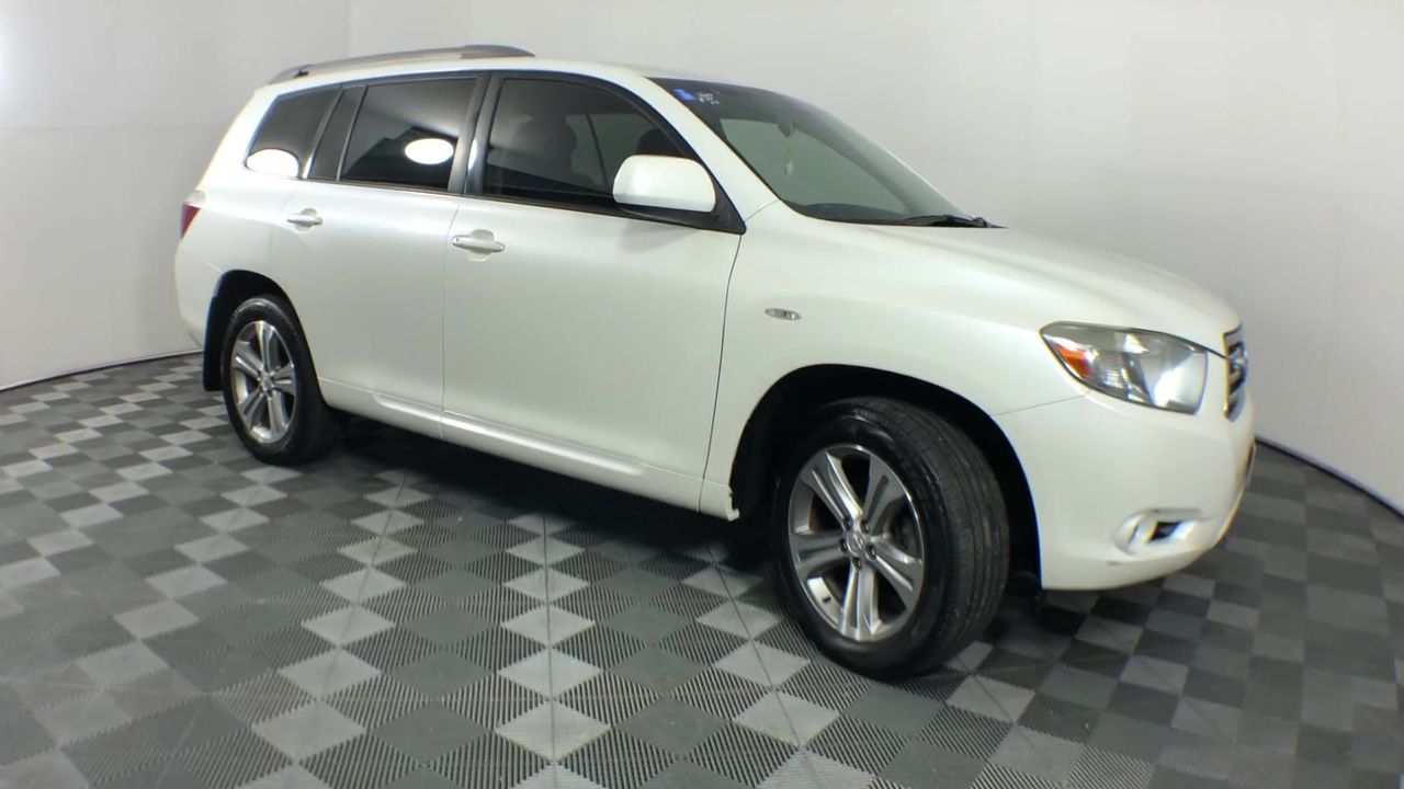 2018 100 Years Of Armistice Purple Poppy 1/10th OZ (Approx) 999 Silver Coin