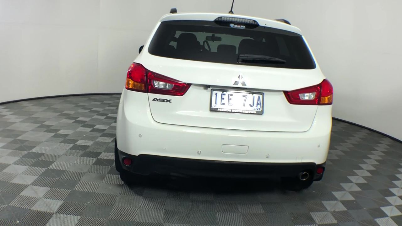 0.07 Carat round 4 diamond