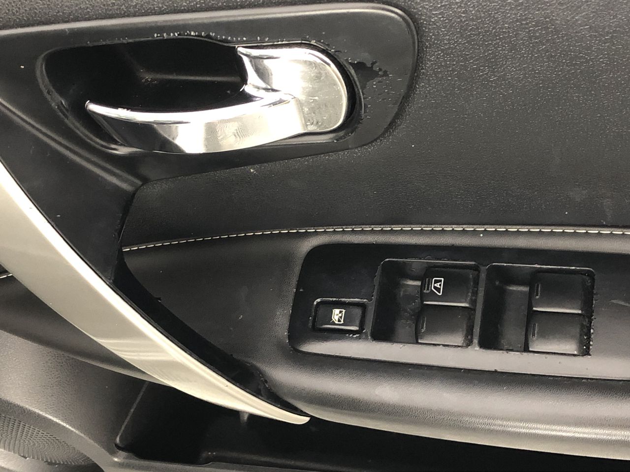 BIJ'OR-18ct Heavy YellowGold Plated Simulated Diamond Stud Earring,RRP $35