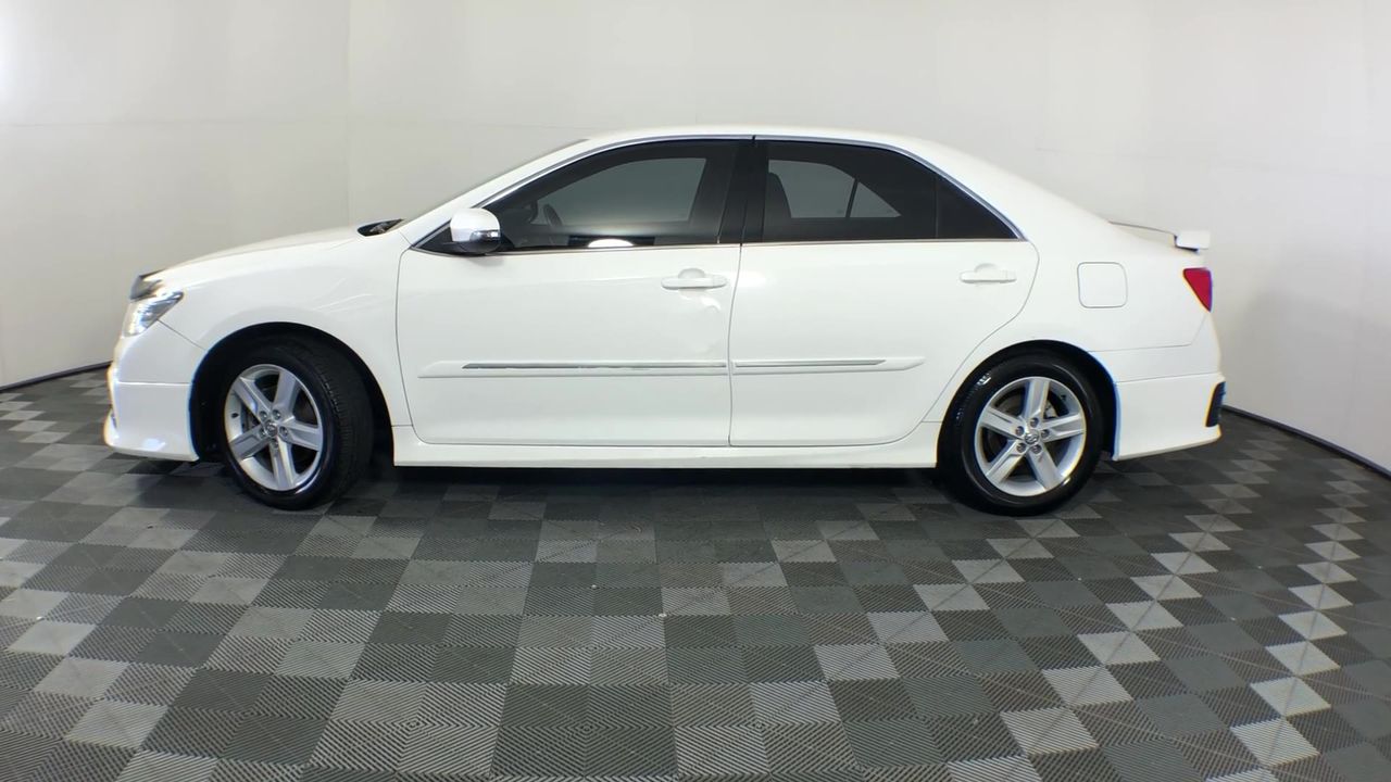 BIJ'OR-925 Sterling Silver Plated Pink Filigree Heart Locket-USA,RRP $30