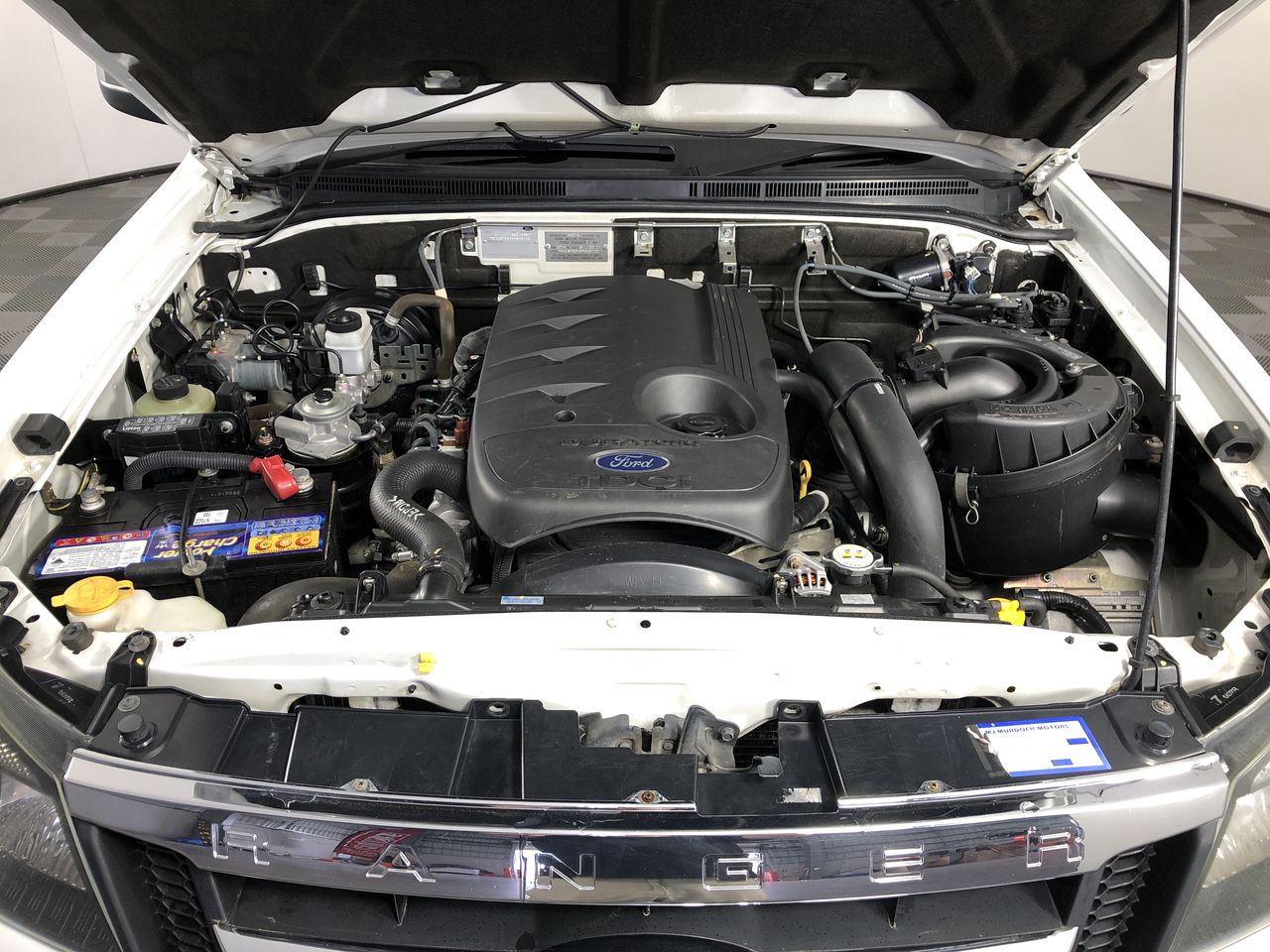 Vial full of Gold Leaf/Flake