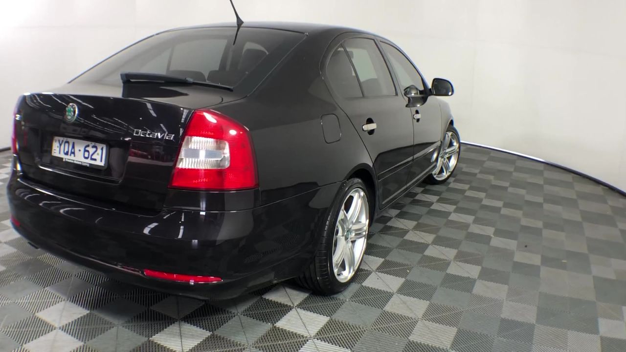 Vintage Enameled Easter Egg Diamante Jewelry Organizer Trinket Box Décor