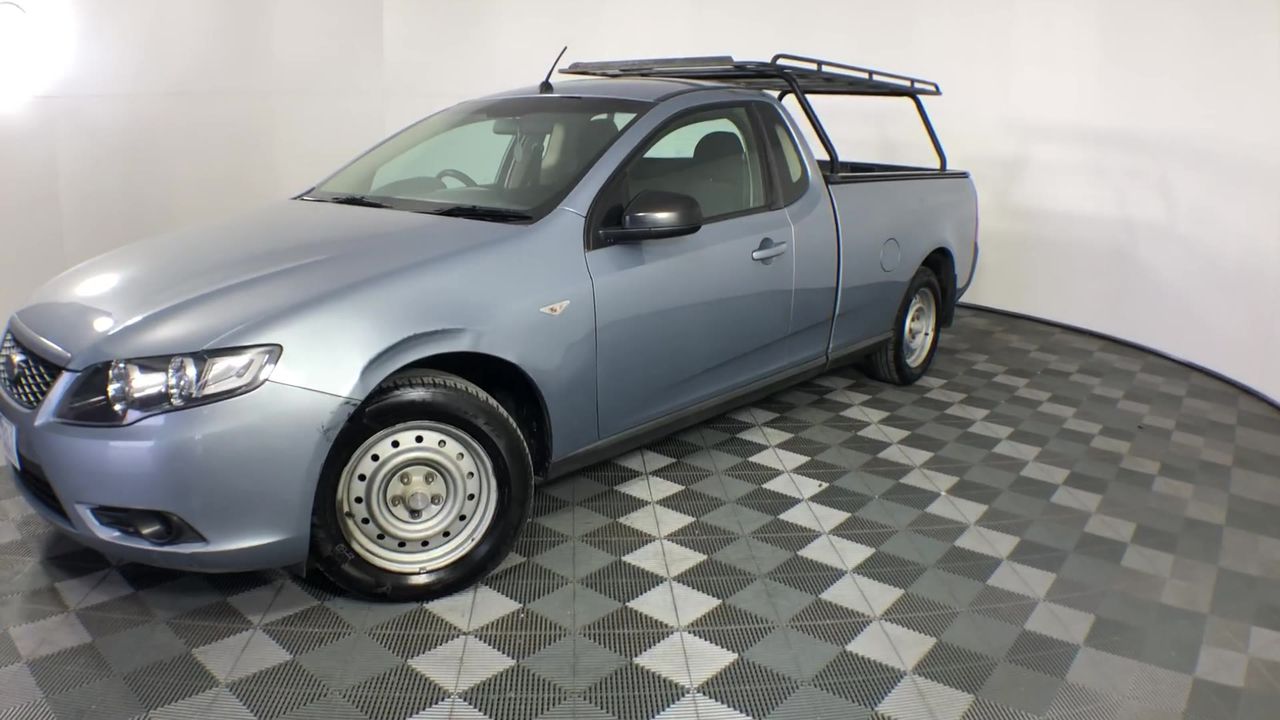 1/100 Scottdale gold bar x 2, 1g Valcumbi & 1Germania Silver bar x 2 each