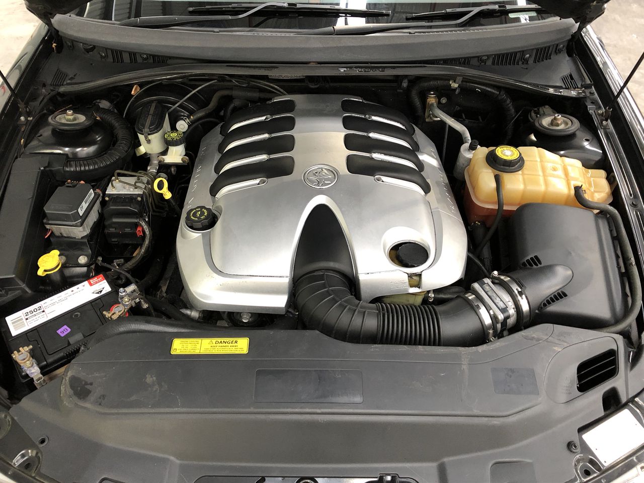 LG 24MR400-B, 24 inch IPS Full HD Monitor with AMD FreeSync, 100Hz Refresh