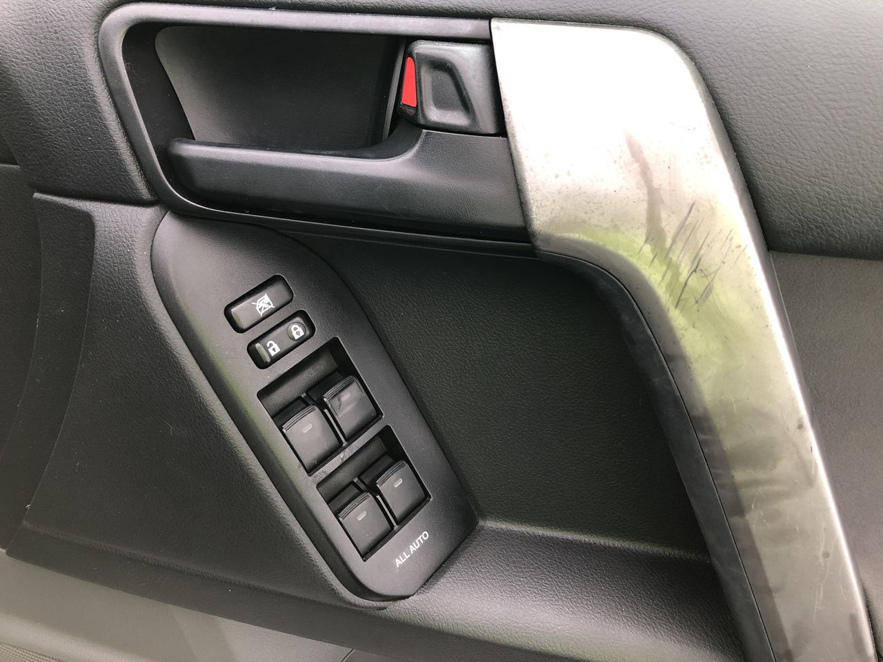 Roberts Estate Shiraz 2023 (12x 750mL) SEA