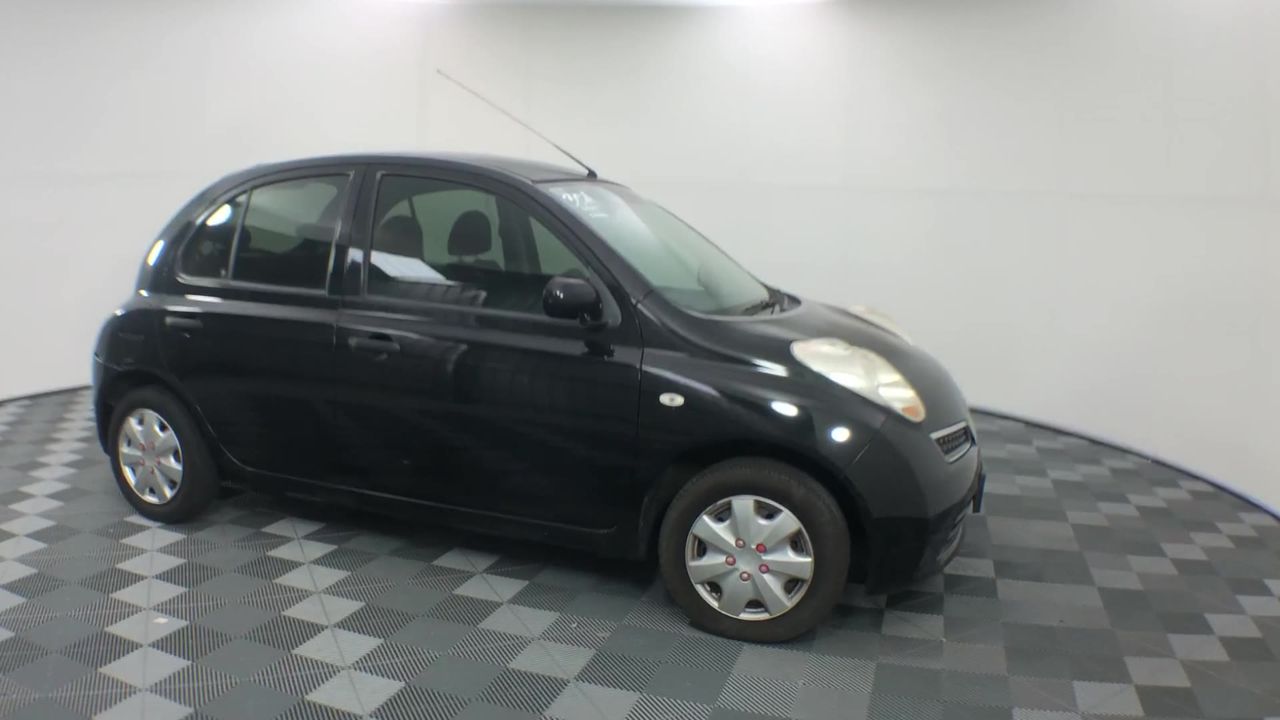 The Hero Preservative Free Pinot Noir (6x 750mL)