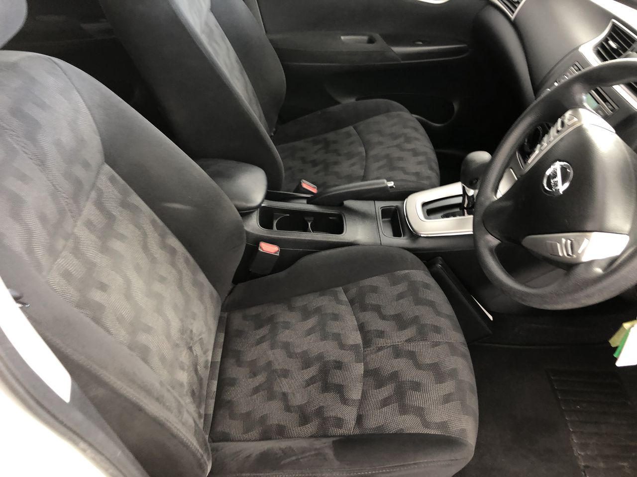 NUTRIBULLET 900W Series Blender, 11 Piece Set, Black. NB: Has Been Used.