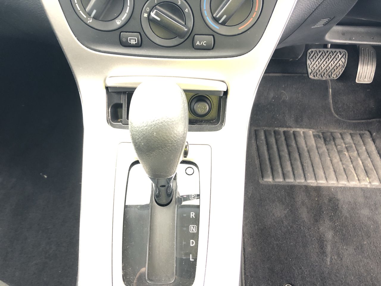 ORICOM Sleep Trainer Clock with Backlit Display Colours and Adjustable Brig