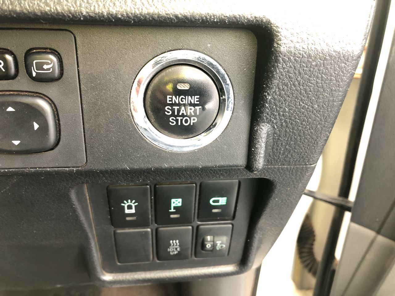 MEDELA Harmony Manual Breast Pump with Flex Technology, The Pump Also Comes