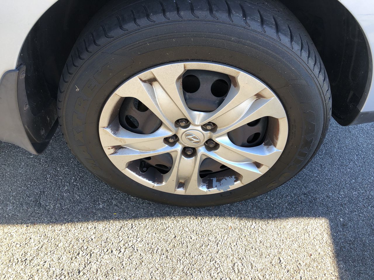 AMAZON BASICS Soft Plush Banklet, Size: 168 x 229cm, Colour: Aubergine.