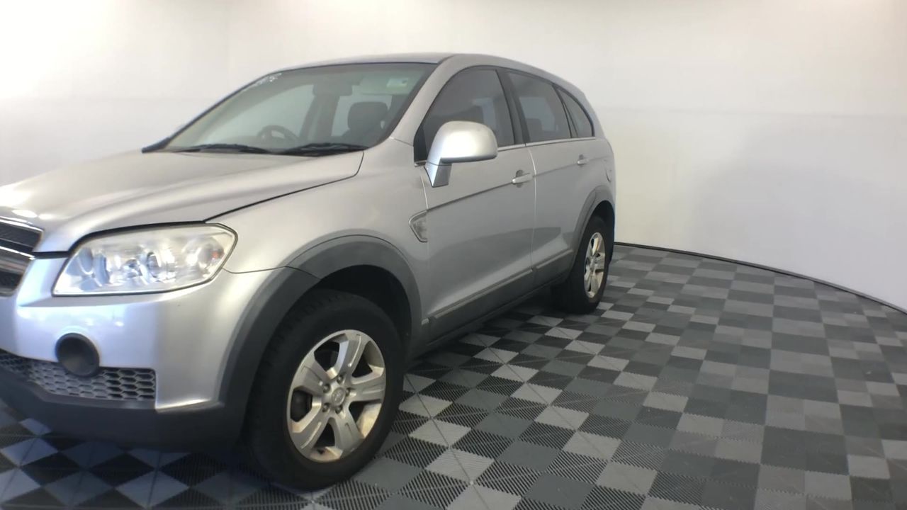 Designer Love Heart Bangle in Silver - DEMO