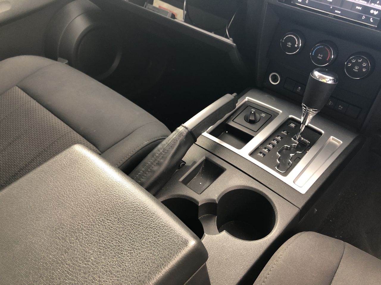 18ct Heavy Yellow Gold Plated Fine Maritime Chain Bracelet - 5.5 inches